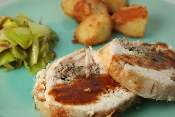 chicken-ballotine-with-roast-potatoes1