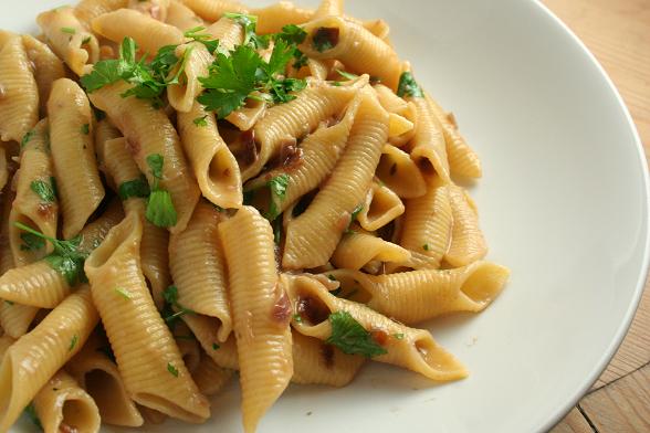 pasta-with-anchovy-sauce