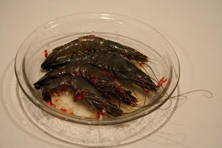 raw_prawns.JPG