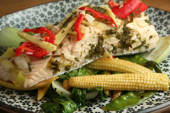steamed-salmon-with-stir-fried-vegetables